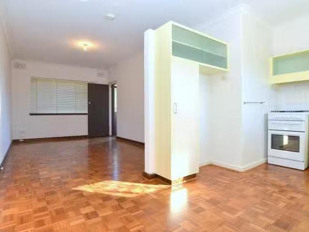 9/522 Stirling Highway, Peppermint Grove, WA 6011