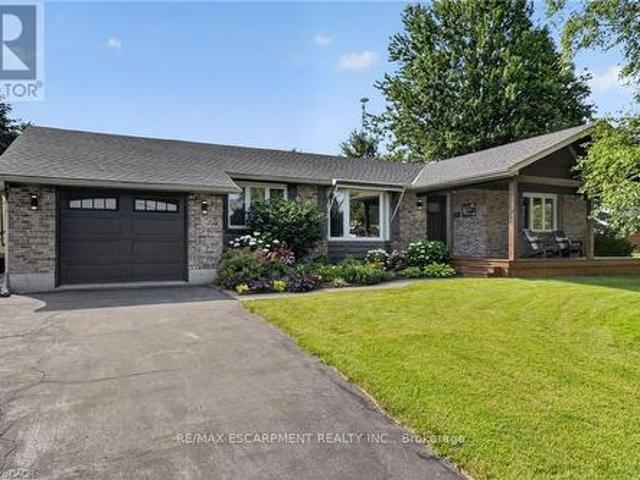 952 Robinson Road, Haldimand, ON, N1A 2W1 house for sale | Listing ID X13513 | Royal LePage