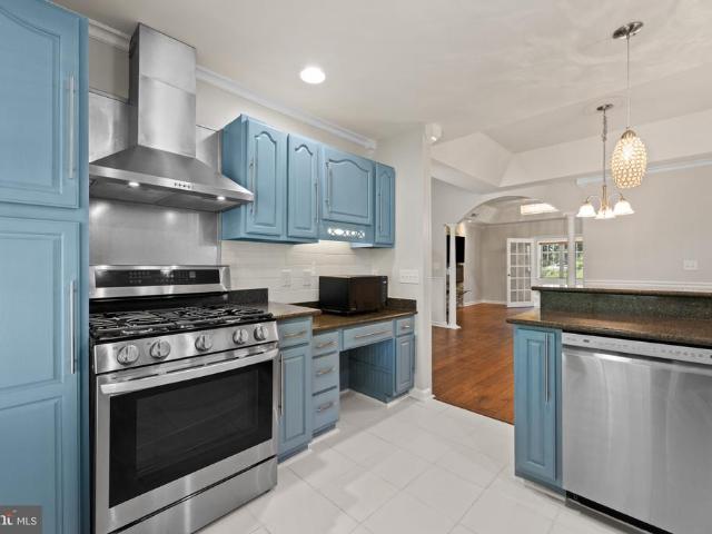 952 W Schumaker Manor Drive