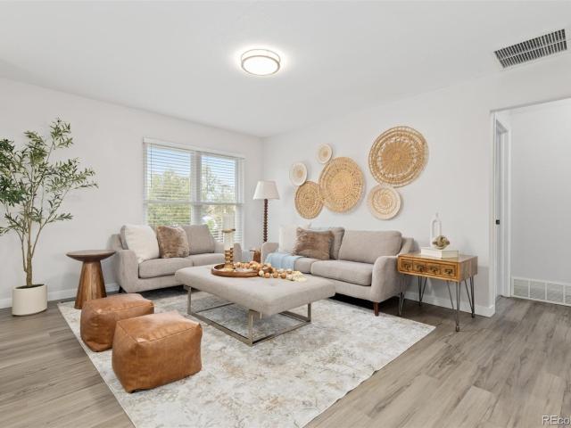 9532 Field Court