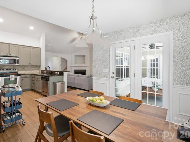 9533 Brighthaven Lane