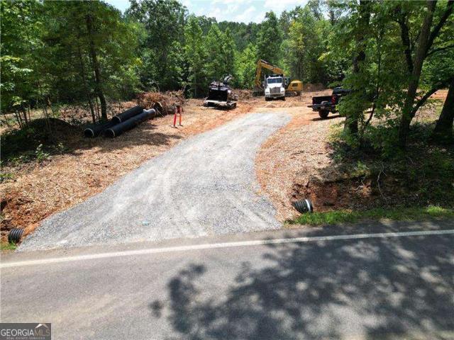 953 Roundtop Road