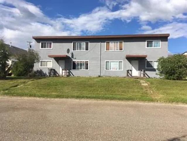 #954 A 954 A Cornwall Crescent, Dawson Creek