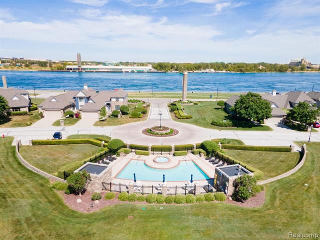 954 Edison Shores Court