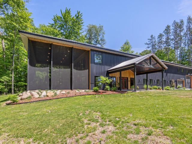 9555 Kath Court
