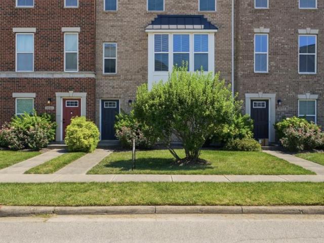 9550 Cobblestone Walk