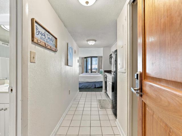 9550 Shore Dr. 322