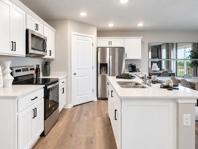 955 Greenlawn Avenue