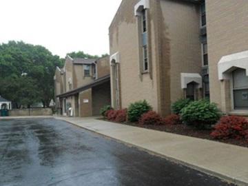 955 N. 14th St 1 bed, 1 full bath