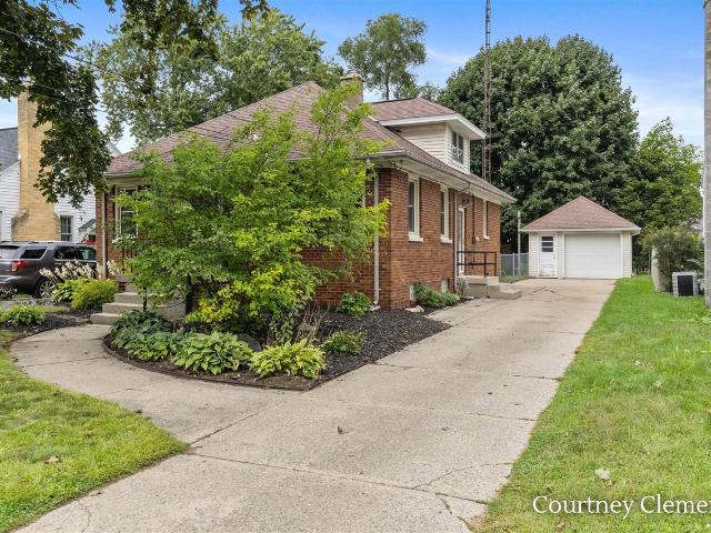 955 Northlawn Street