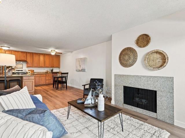 955 Shorepoint Court 208