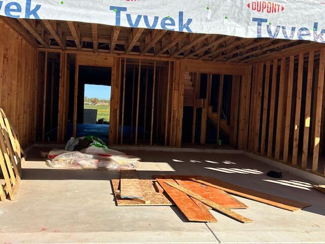 9565 E Luebcke Lane E