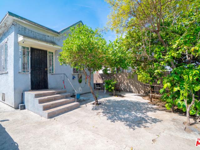 956 E 33rd St, Los Angeles, CA 90011 | MLS #26674