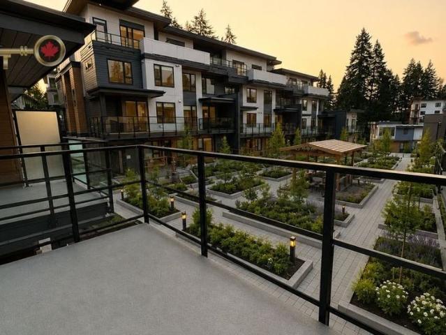 956 Lytton Street town house — North Vancouver, BC 3 Bedroom 3 Bedroom