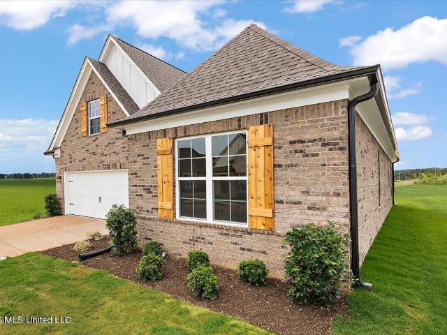 957 Coahoma Court