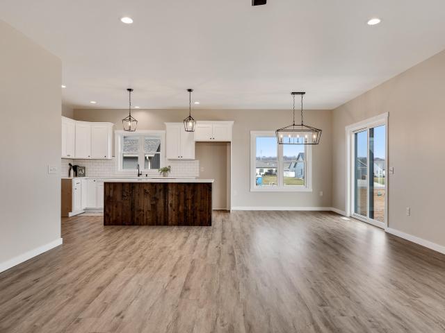 957 Clark Ln
