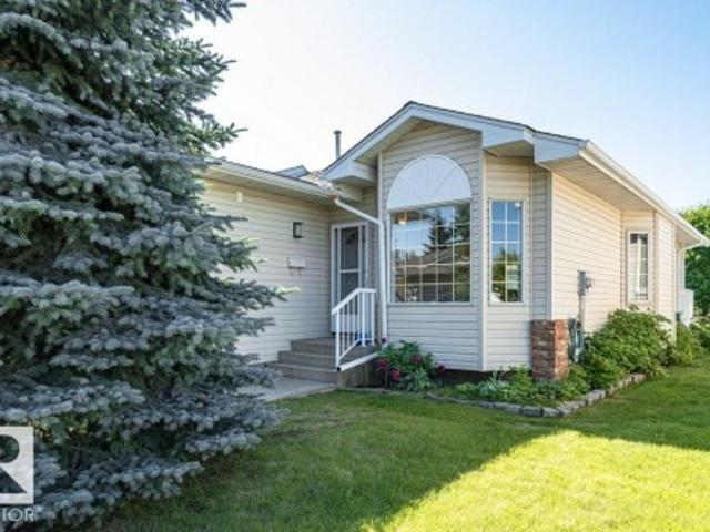 957 Youville Drive Nw, Edmonton, AB, T6L 6T2 duplex for sale | Listing ID E4498 | Royal LePage