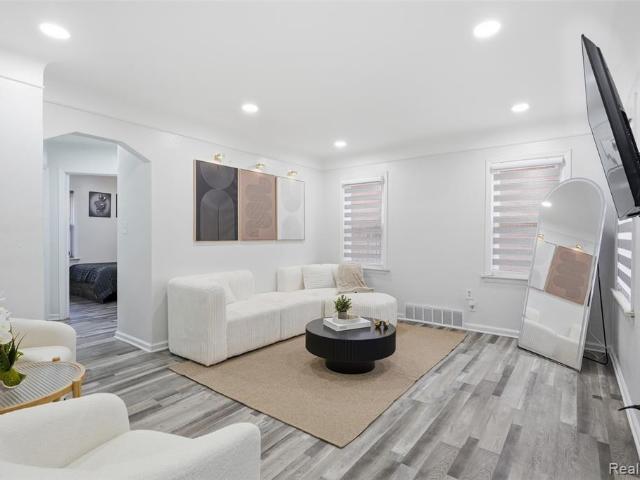 9586 Beaverland