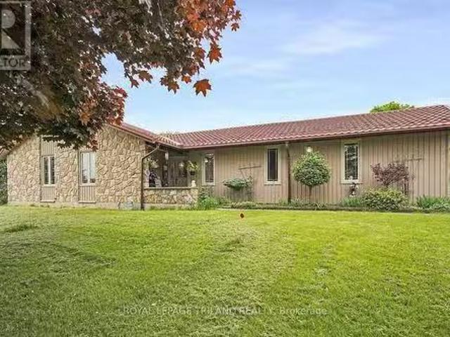 9580 Sinclair Drive, Middleinteraction Centre, ON, N0M 2A0 L.