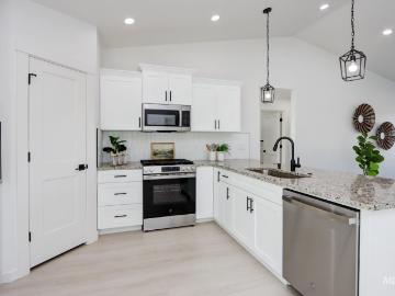 958 Sierra St