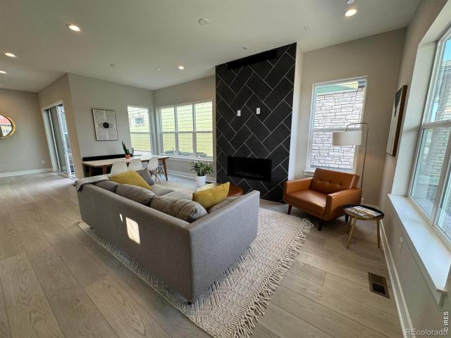 958 Superior Drive