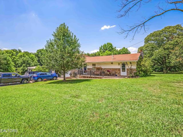 958 W Hunt Rd