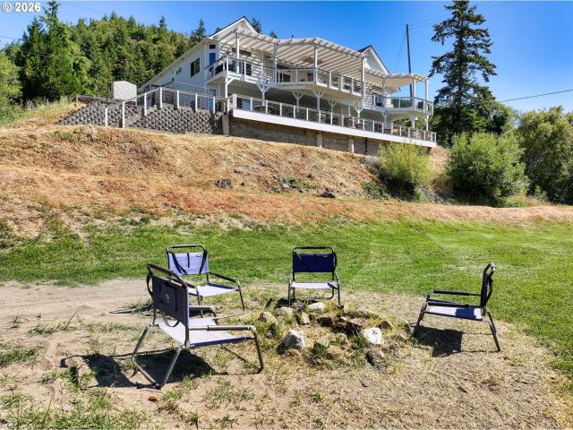 95950 n bank rogue river rd