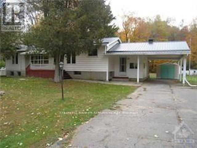 959 County Road 44 Road North Grenville, ON K0G1T0