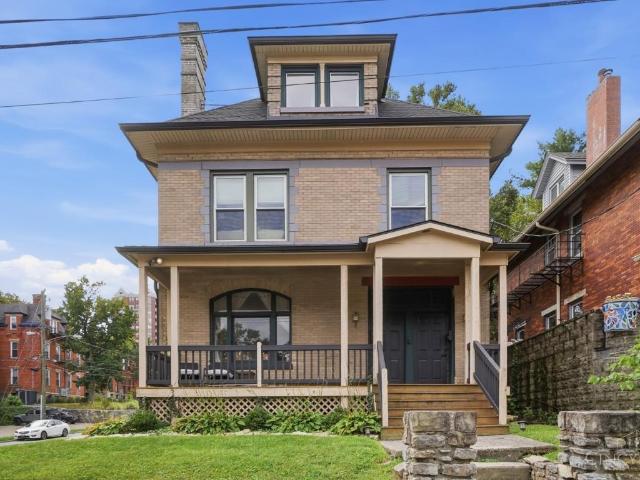 959 Nassau Street