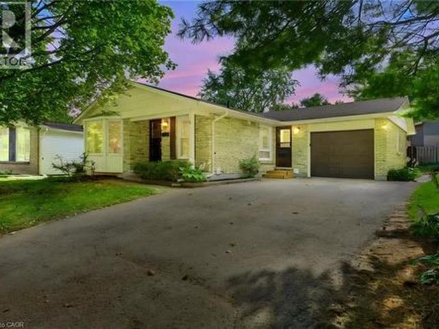 95 Underhill Crescent, Kitchener, ON, N2A 2S7 house for sale | Listing ID 40863 | Royal LePage