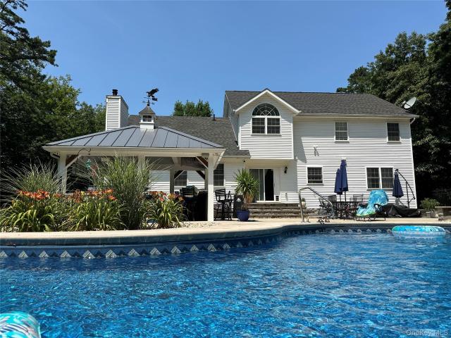 95 Weed Road