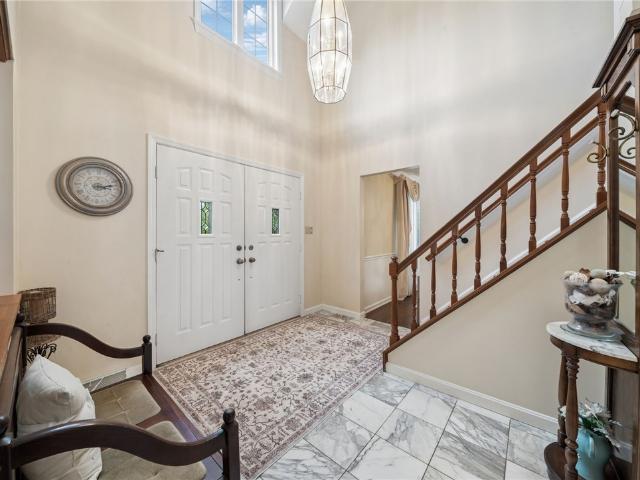 95 William Dr
