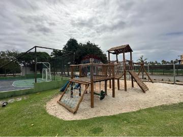 95 Área Útil Apartamento Alugar, 3 Dormitórios localizado em Praia do Forte, Mata de São João, Bahia, 48280000 | Brasil