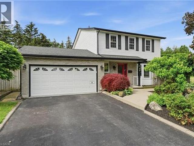 95 Birchpark Drive, Grimsby, ON, L3M 4M9 house for sale | Listing ID 40847 | Royal LePage