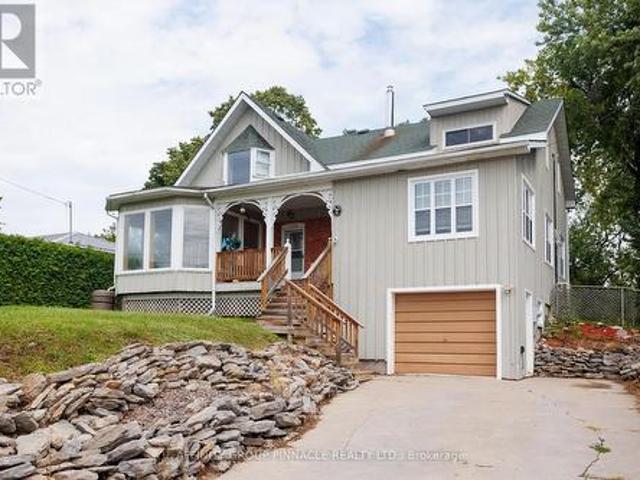 95 Bond Street E, Kawartha Lakes Fenelon Falls, ON, K0M 1N0 house for sale | Listing ID X13745 | Royal LePage
