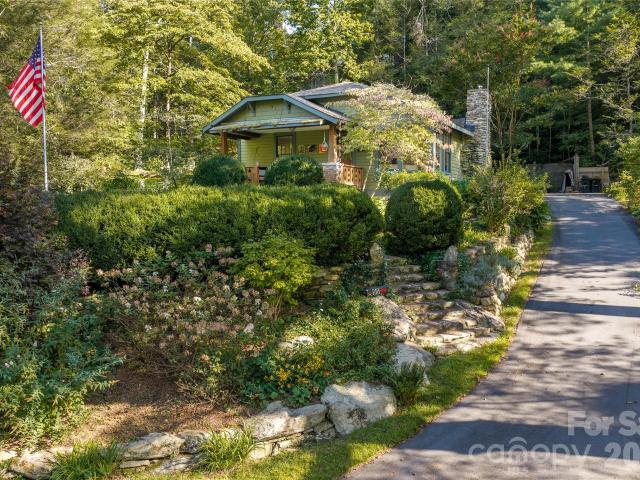 95 Chestnut Hill Loop Road