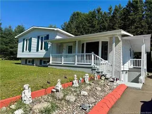 95 Des Érables Ave, Clair, NB, E7A 2B9 house for sale Listi.