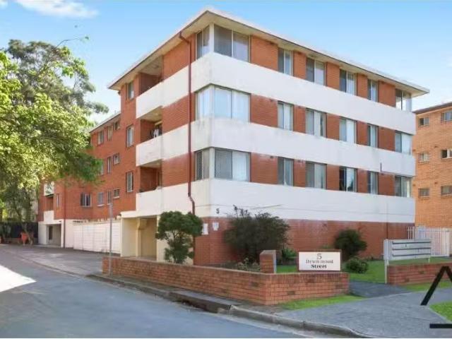 9/5 Drummond St, WARWICK FARM Apartment for rent Listed by Re.