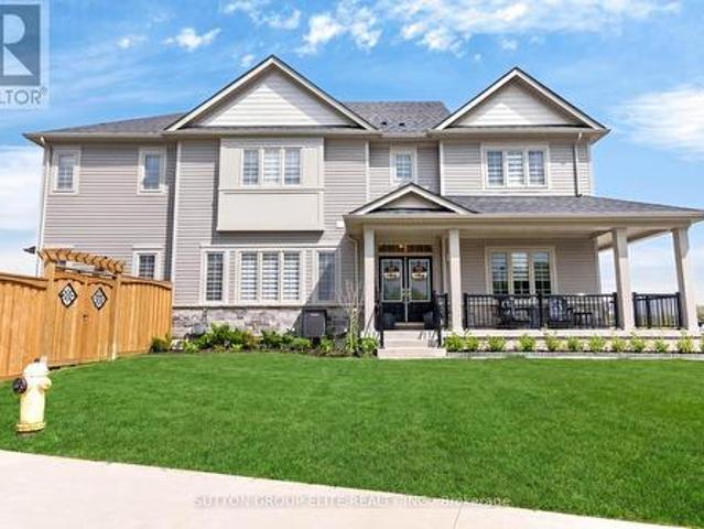 95 Elliot Avenue W, Centre Wellington, ON, N1M 0H9 house for sale | Listing ID X13802 | Royal LePage