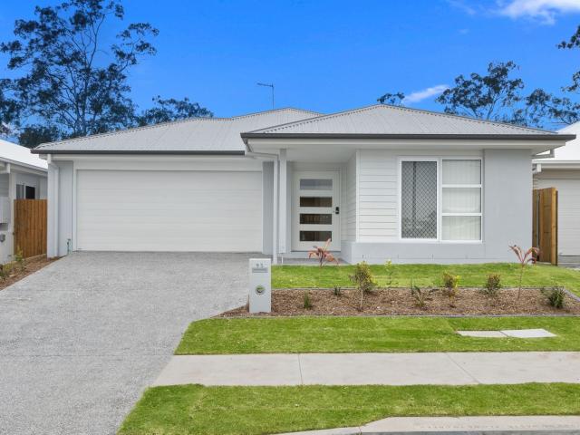 95 Falcon Circuit, FLAGSTONE, QLD 4280