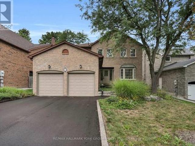 95 Gilbank Drive, Aurora, ON, L4G 5E2 house for sale | Listing ID N13672 | Royal LePage