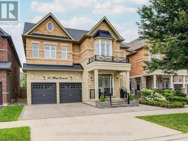 95 Hoey Crescent, Oakville, ON, L6M 0X1 house for sale | Listing ID W13648 | Royal LePage