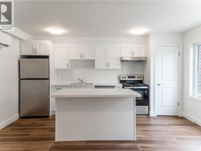 95 KINZIE Avenue Unit# B, Kitchener, Ontario, N2A1S5