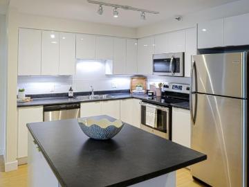 Apartment for rent in Halifax - Parking