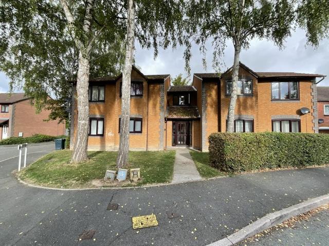 95 Lambourn Drive, Copthorne. 1 bed apartment to rent £695 pcm £160 pw