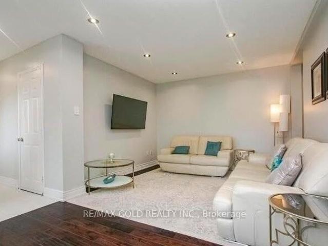 95 Lent Crescent, Brampton