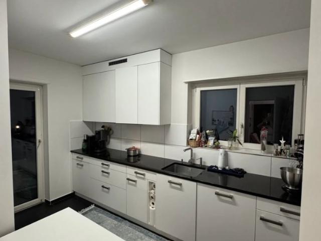 95 m²