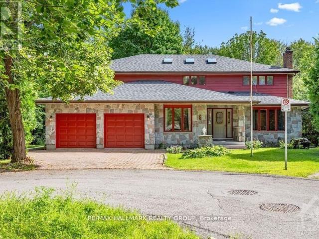95 Macnabb Place Ottawa, ON K1L8J5