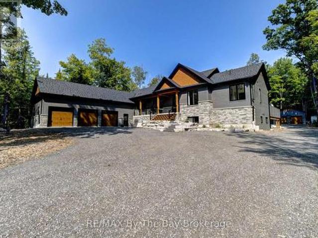 95 Spruce Street, Tiny, ON, L0L 1P1 house for sale | Listing ID S13452 | Royal LePage