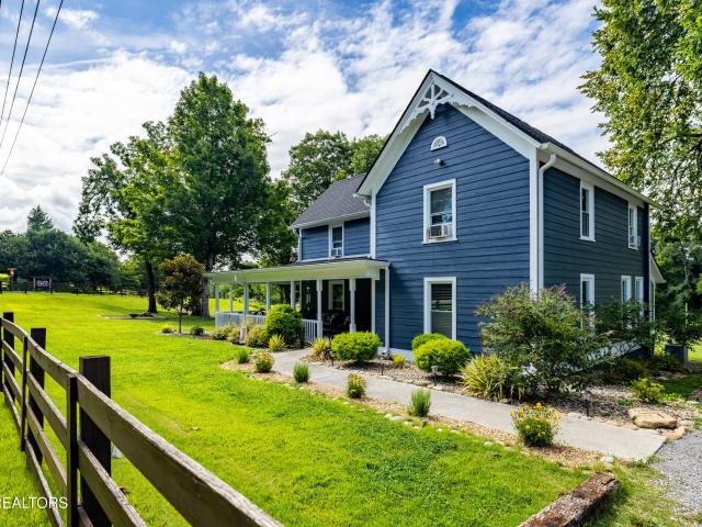 9604 SE Kodak Rd